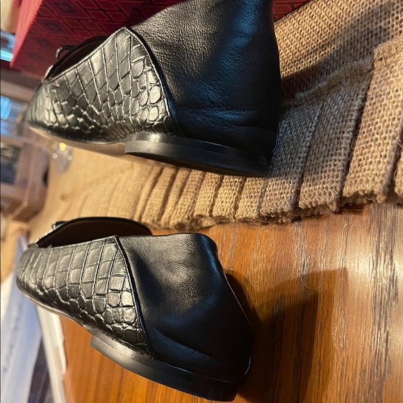 Tory Burch Cocoa and Perf Black Loafers - Picture 7 of 7